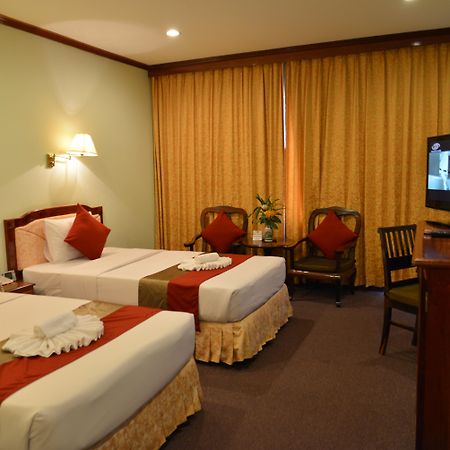 Angkor Hotel Sziemreap Kültér fotó